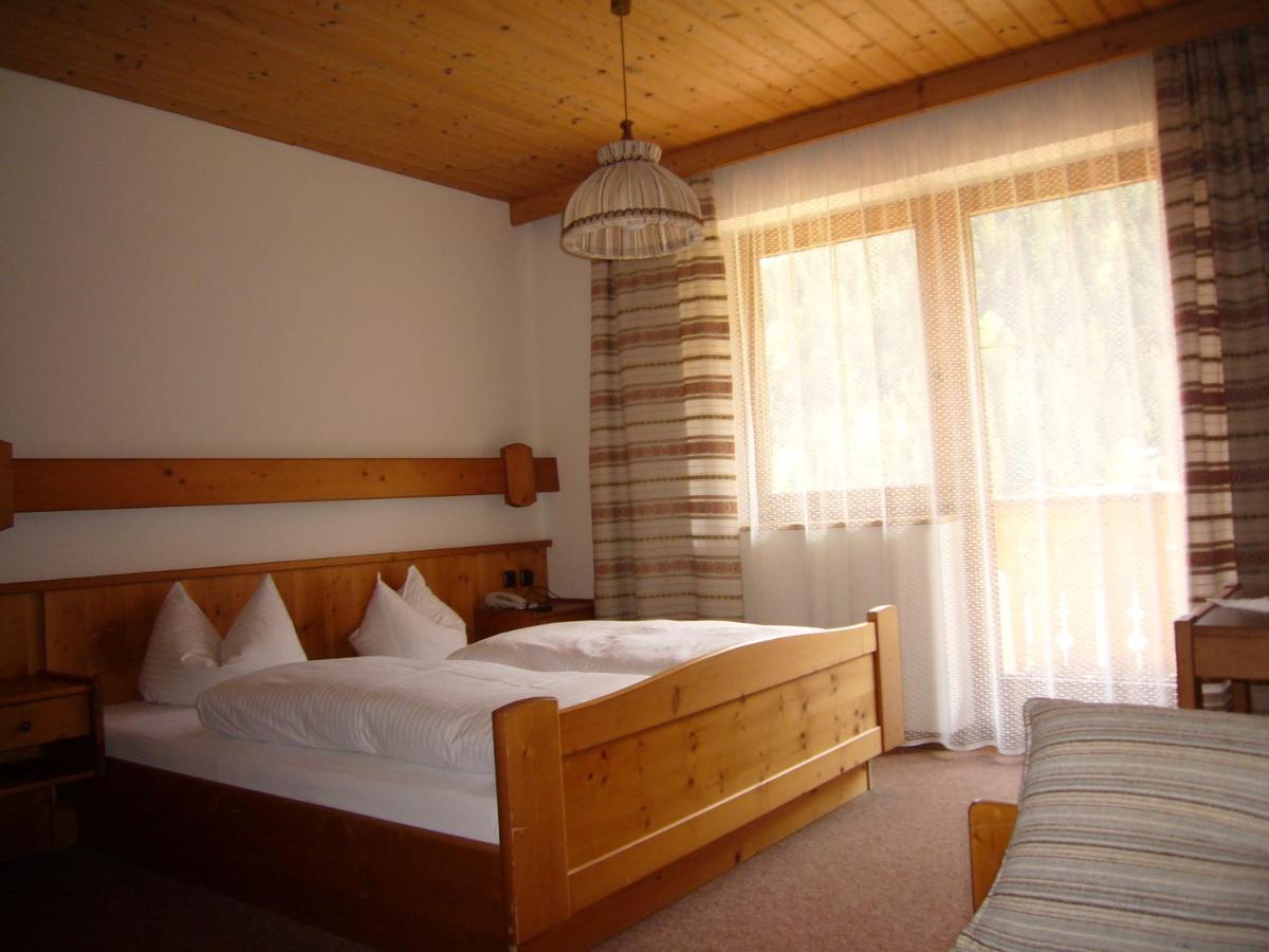 Gasthof Wacht Untertilliach Cameră foto