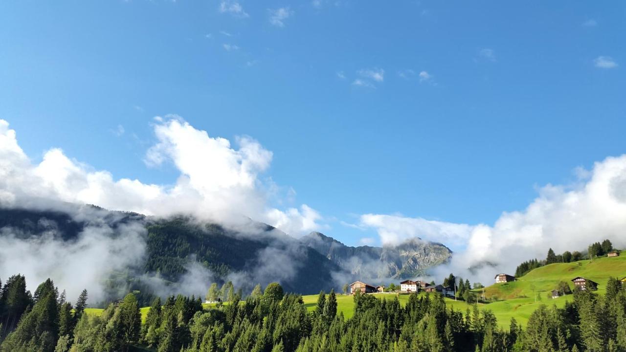 Gasthof Wacht Untertilliach Exterior foto