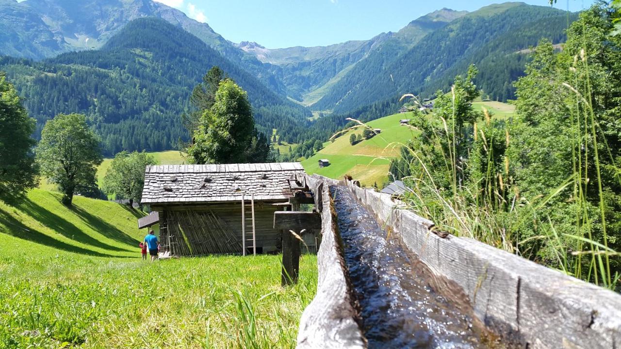 Gasthof Wacht Untertilliach Exterior foto