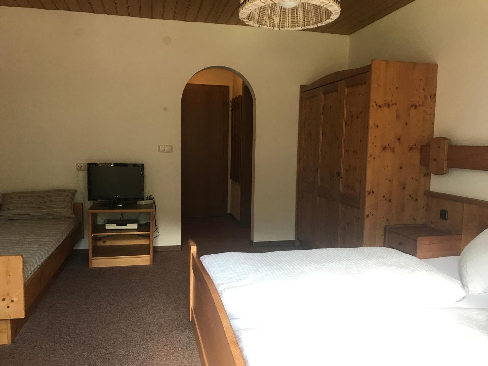 Gasthof Wacht Untertilliach Cameră foto